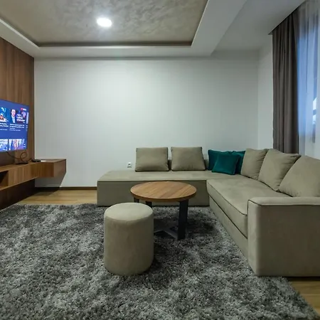 The Forest Club S27 *