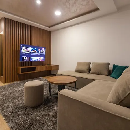 The Forest Club S27 *