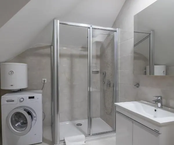 The Forest Club S27 아파트